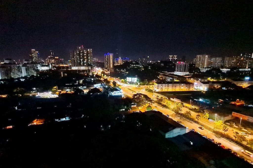Apartemen Elegant 5star Mid Valley Kl Sunway By Stayz With Shopping Complex *